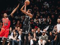 开云体育登录-篮网鏖战灰熊，拉文统治全场的简单介绍