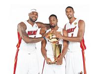 开云官方app入口-赛道上的王者之心，加维关键回合不手软，F1年度争冠之夜铸就传奇