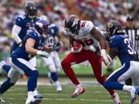 开云官方app入口-绿茵绝杀与乒乓高光，体育之夜的奇迹交响