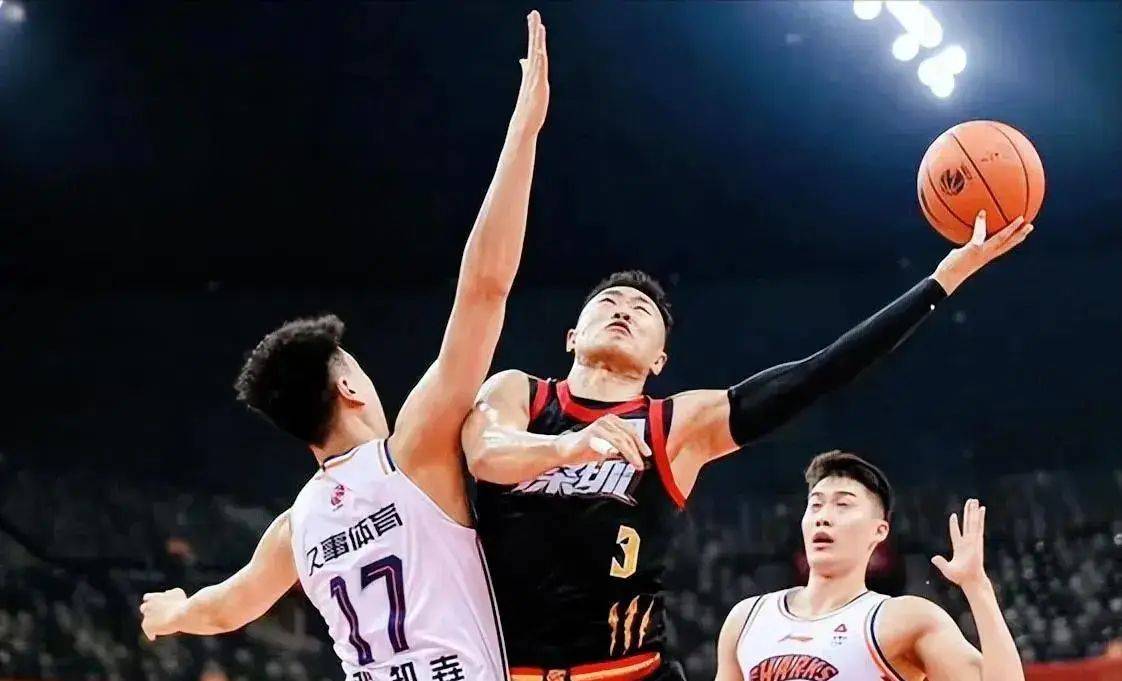 关于深圳队遭遇失利，进攻不力惨遭击败的信息