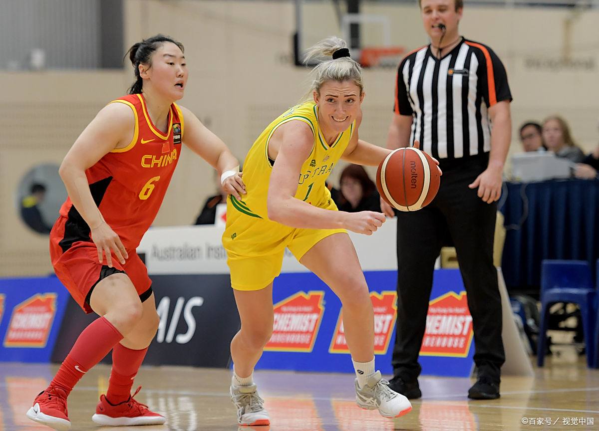 竞技场上波澜壮阔，选手展现技艺