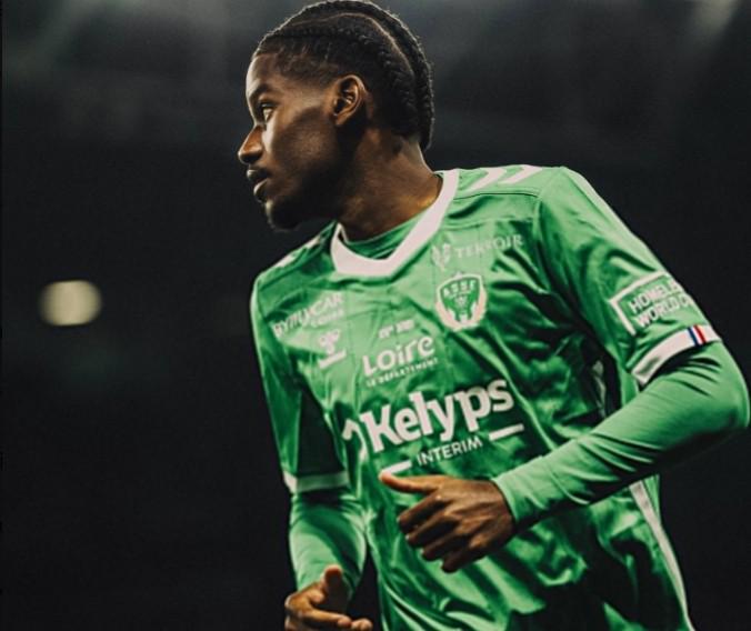 圣埃蒂安遭遇惨败,球队危险了 圣埃蒂安遭遇惨败,球队危险了