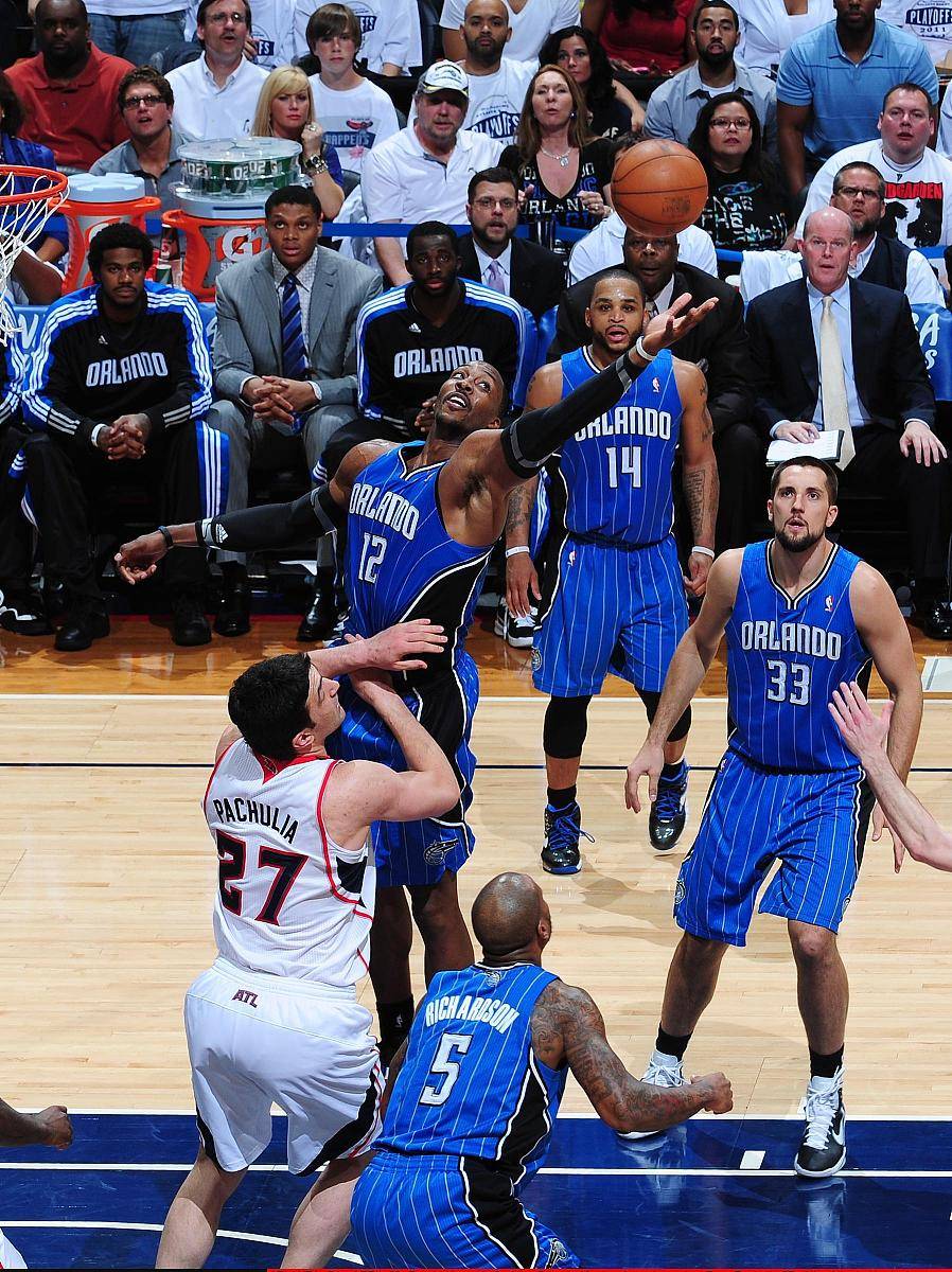 欧洲精彩篮球对决,球队展现精湛技艺的简单介绍 欧洲精彩篮球对决,球队展现精湛技艺的简单介绍