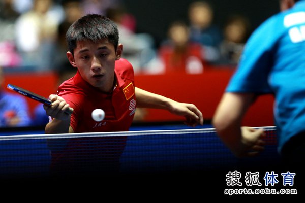 日本乒乓球队轻取奥地利乒乓球队，张继科送出助攻