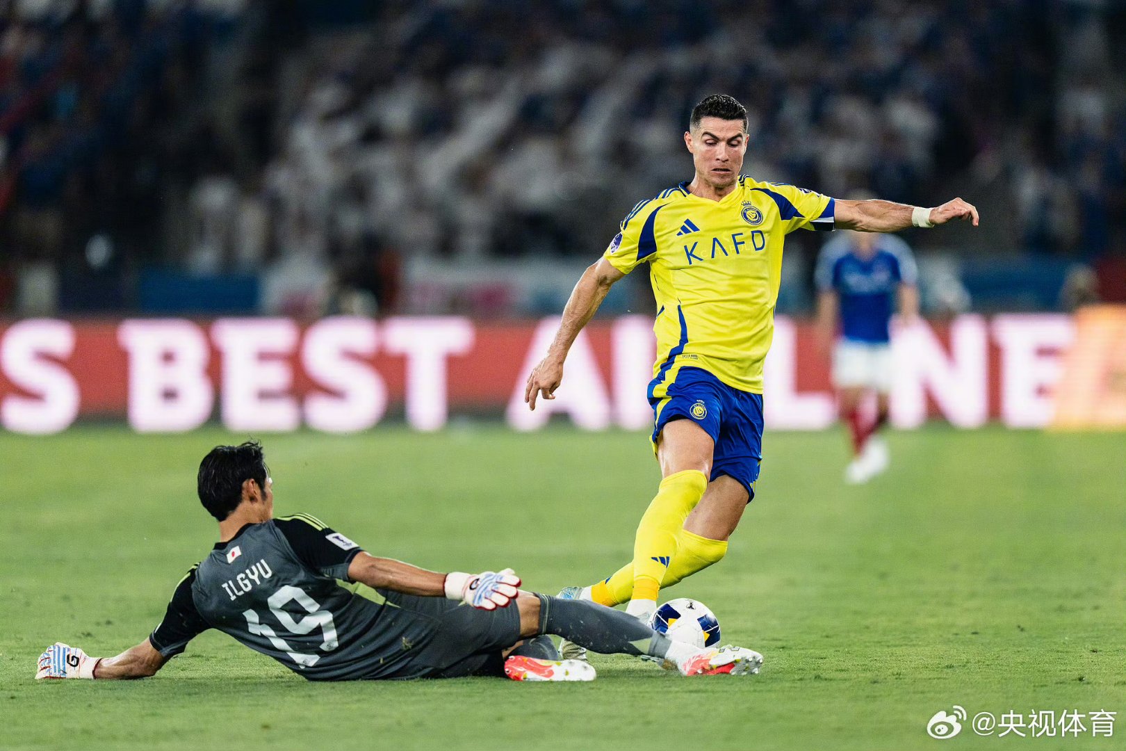 关于科索沃队取得出人意料的胜利，晋级欧洲杯四分之一决赛的信息