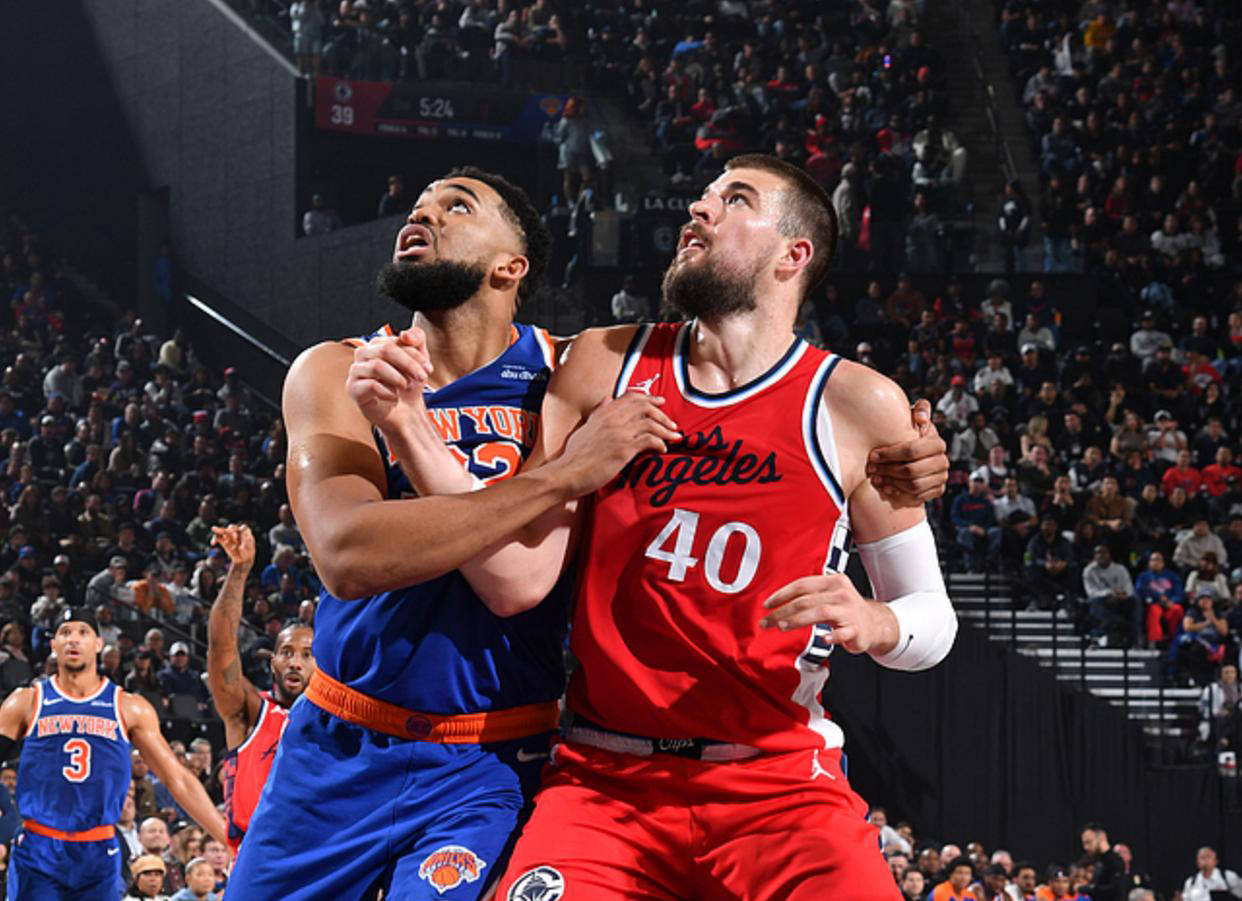 关于意大利男篮轻取尼克斯,巴图姆统治全场的信息 关于意大利男篮轻取尼克斯,巴图姆统治全场的信息