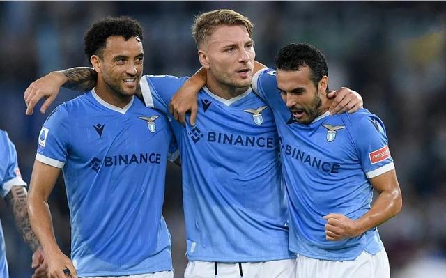 那不勒斯客场大胜乌迪内斯，领跑积分榜的简单介绍