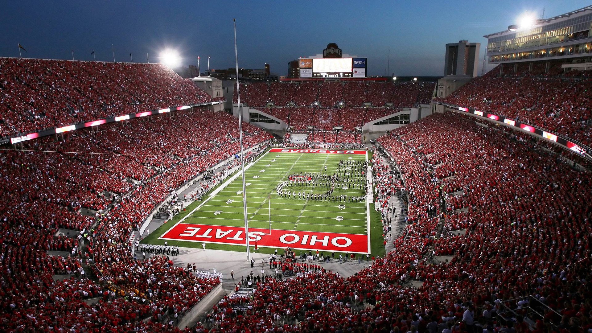 太阳完胜公牛，F1年度争冠的赛道隐喻